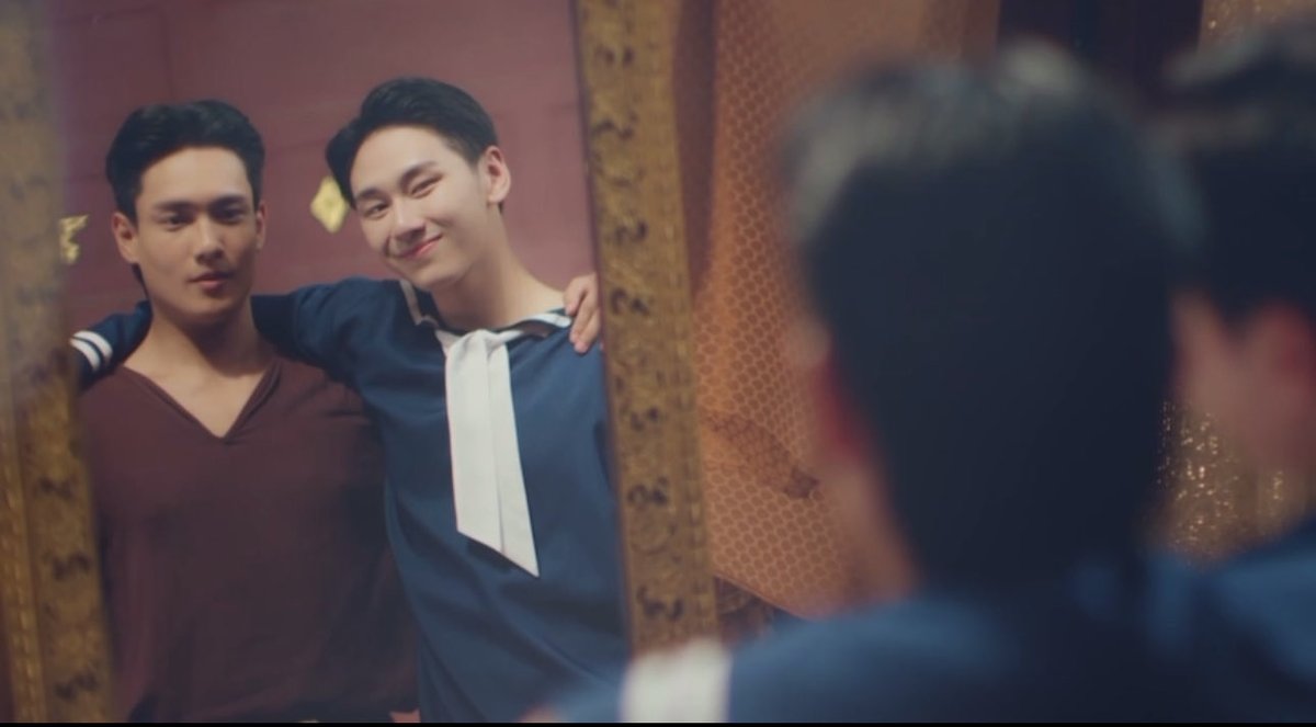 breathemalec's tweet photo. não sei se é pra eles ficarem no bromance mas espero que não, o relacionamento deles é mt fofo e sincero pra não dar em nada
#ฉันนี่แหละท่านขุนที่สวยที่สุดEP11
#TheMostBeautifulCountEP11 https://t.co/tgP8KzR84D