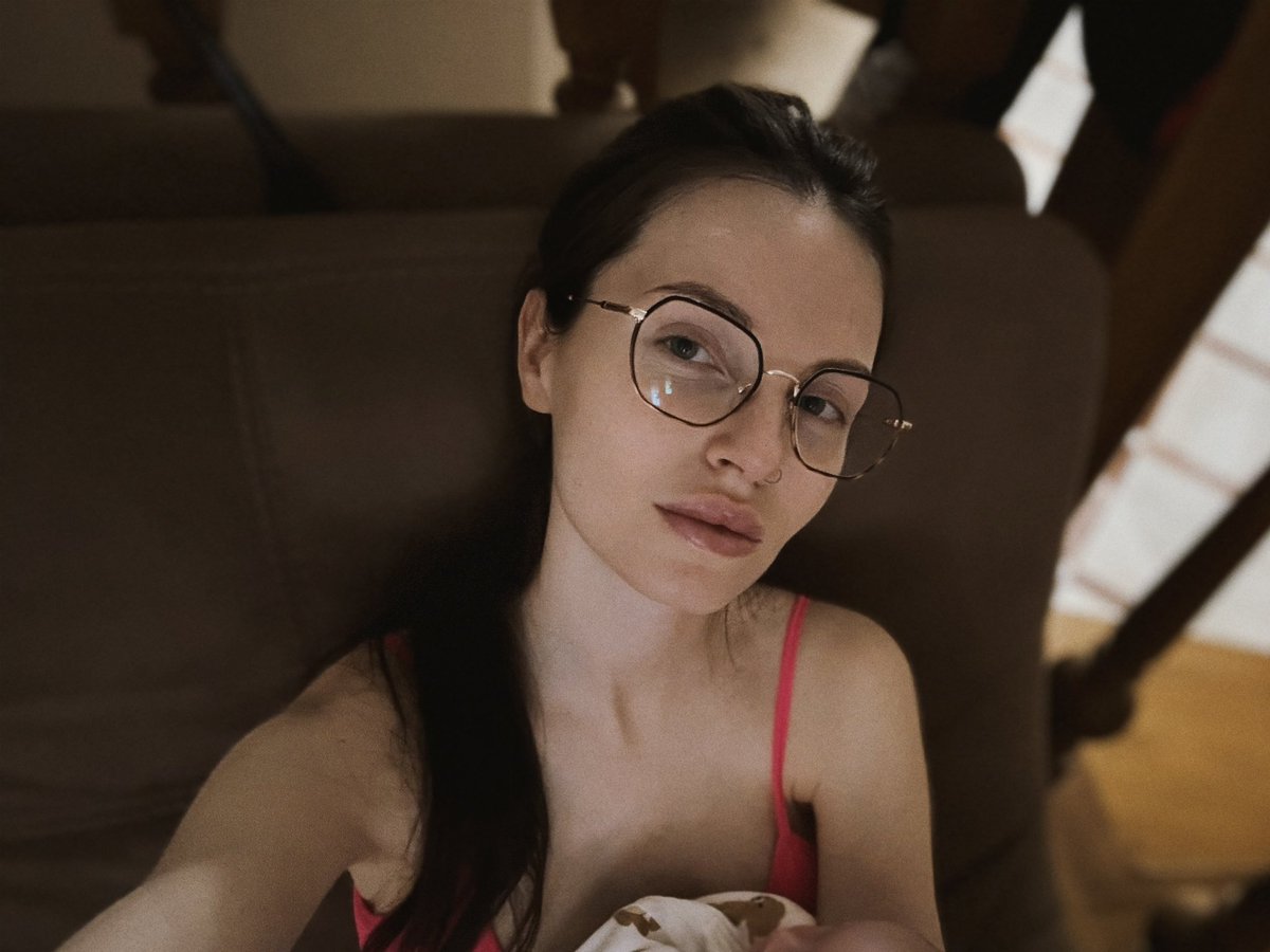 Sofa 🌙 tweet media