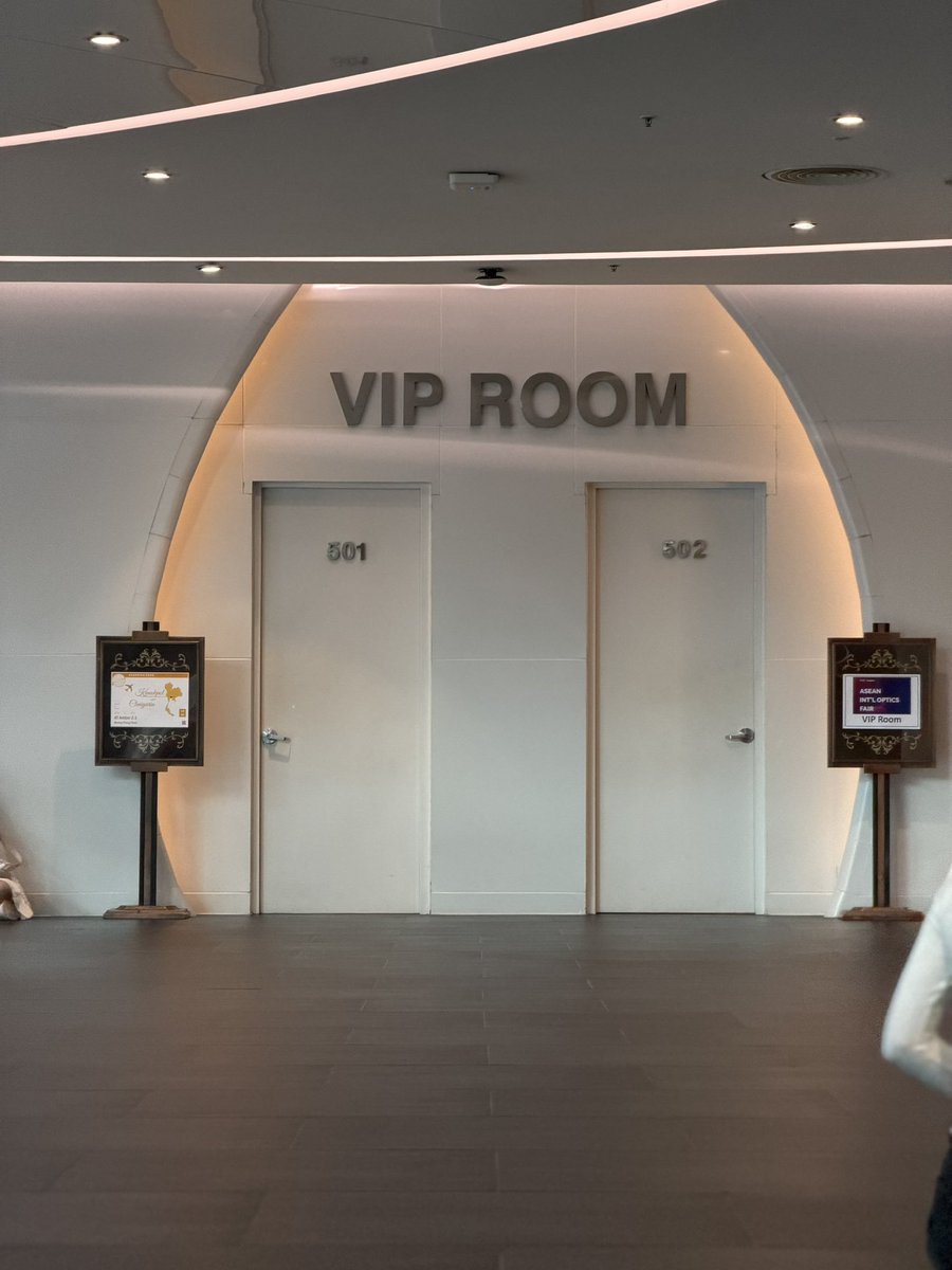 จุนเมี่ยน!🎧| 1ΞX09 tweet media