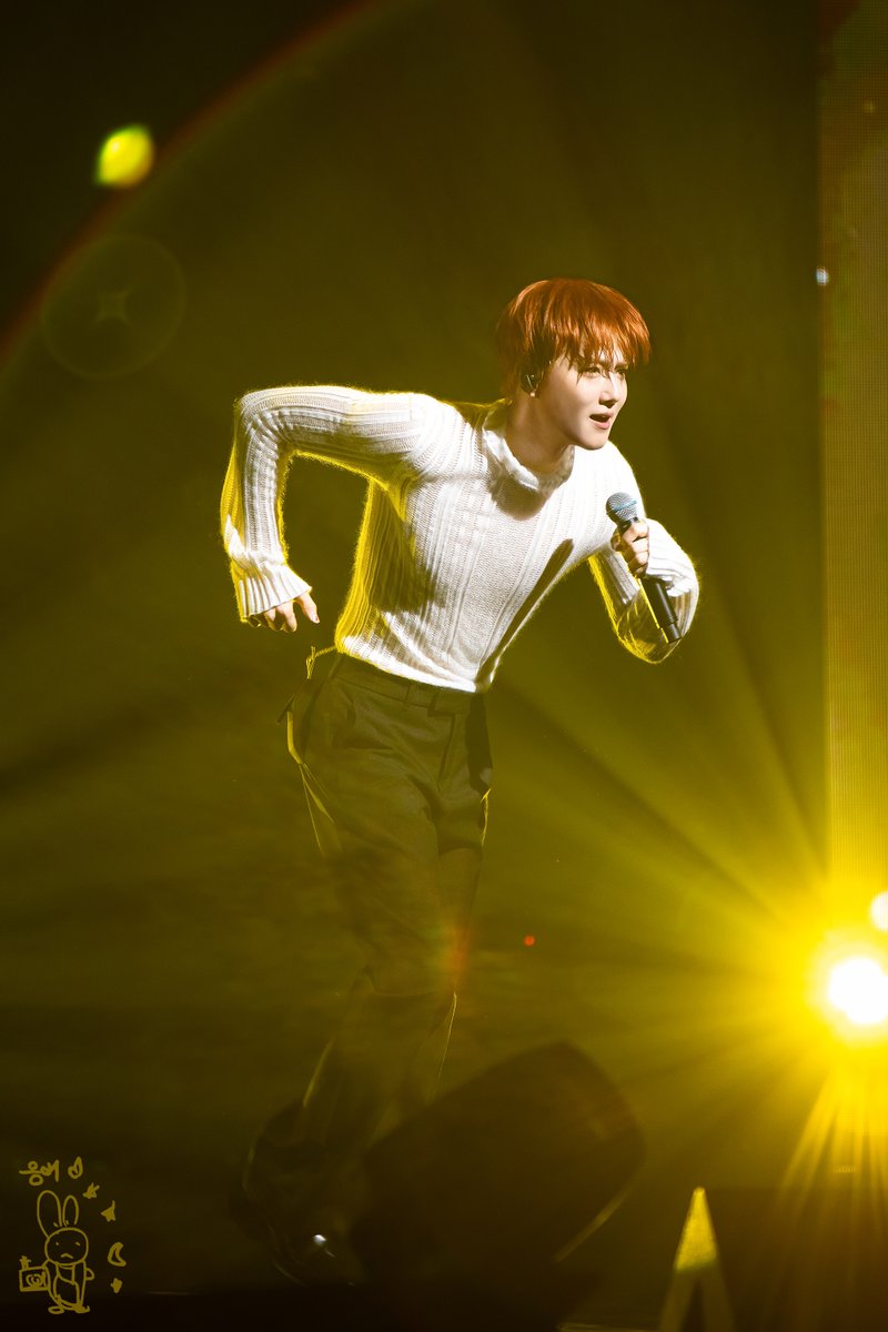 sweetybearabbit's tweet image. 250930

The Moment : Live on Melon
SUHO

하루 끝 물든 하늘 그마저 좋아
You&apos;re my golden hour

#엑소 #수호 #EXO #SUHO
#다시_보고싶은_수호의_더모먼트 #TheMoment
