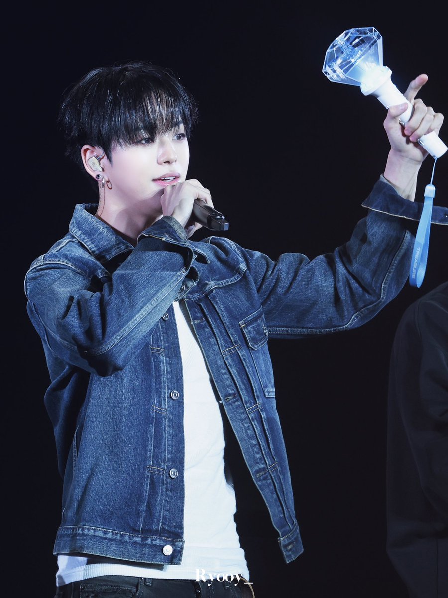 Ryooy_'s tweet photo. 251011_

#트레저 #TREASURE
#윤재혁 #YOONJAEHYUK #ジェヒョク https://t.co/th1Jh0j5eJ