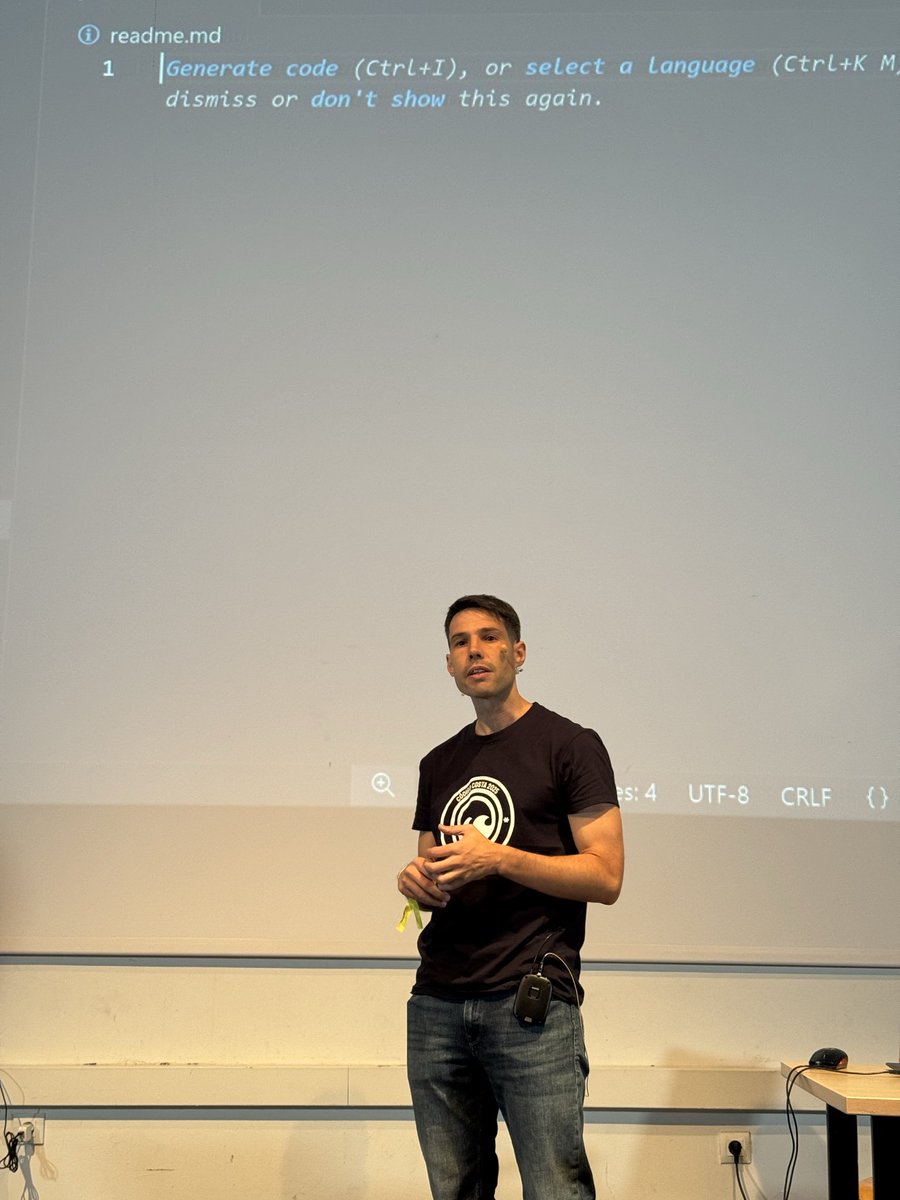 Ana Cirujano 🏳️🌈 tweet media