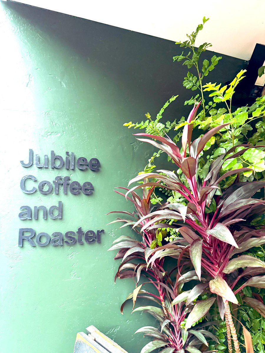 varamara's tweet image. 白金台まで来たので、ホントはJubilee Coffee and Roasterでコーヒー飲みたかったけど、いっぱいだったので断念…🥹残念…🥹
白金台まで来たので、ホントはPEDIBUS JAMBUSのスープ飲みたかったけど、今日はお休み…🥹残念…🥹