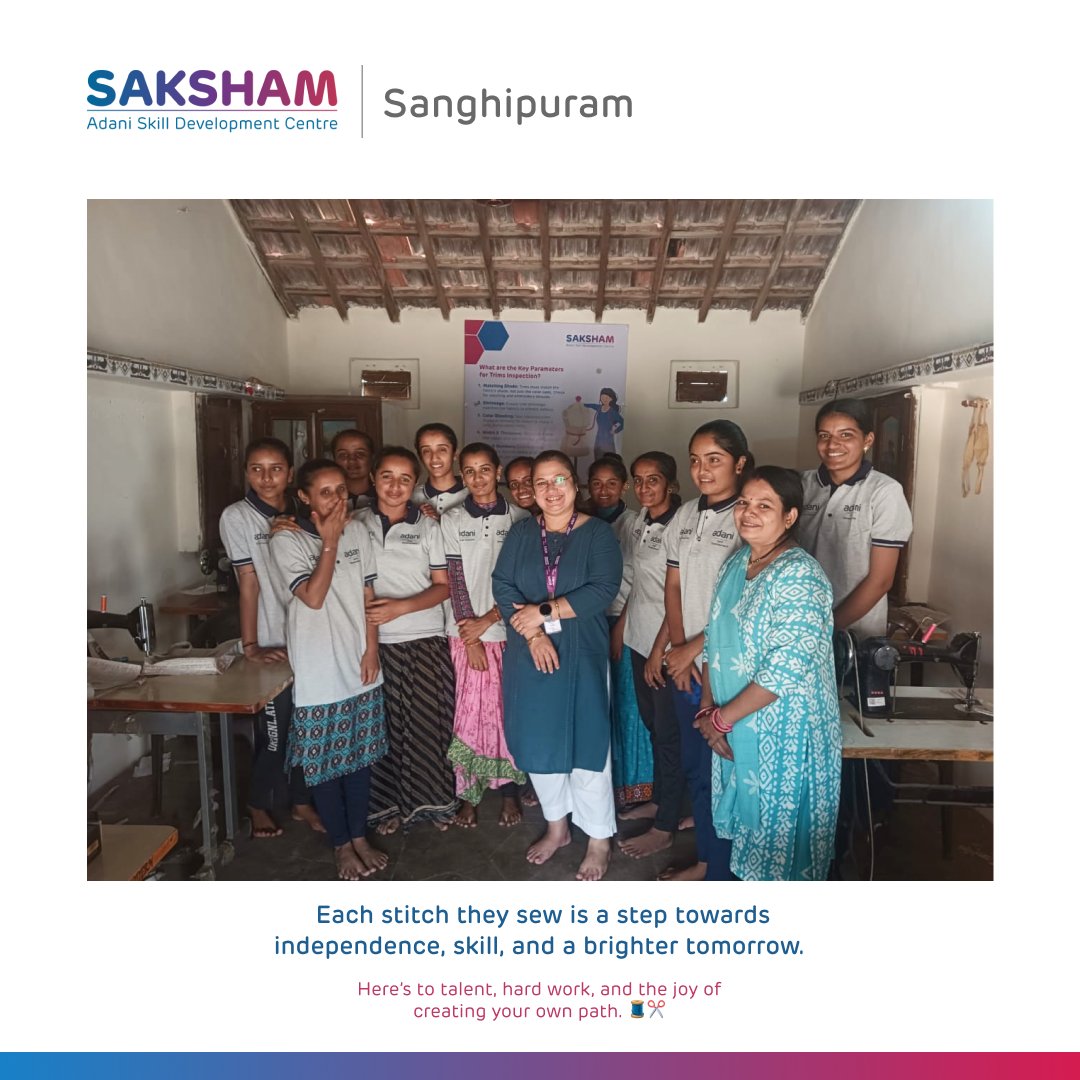 AdaniSaksham's tweet photo. Their smile says it all :)
#MakeEveryoneSAKSHAM https://t.co/kFcJqLAM6X