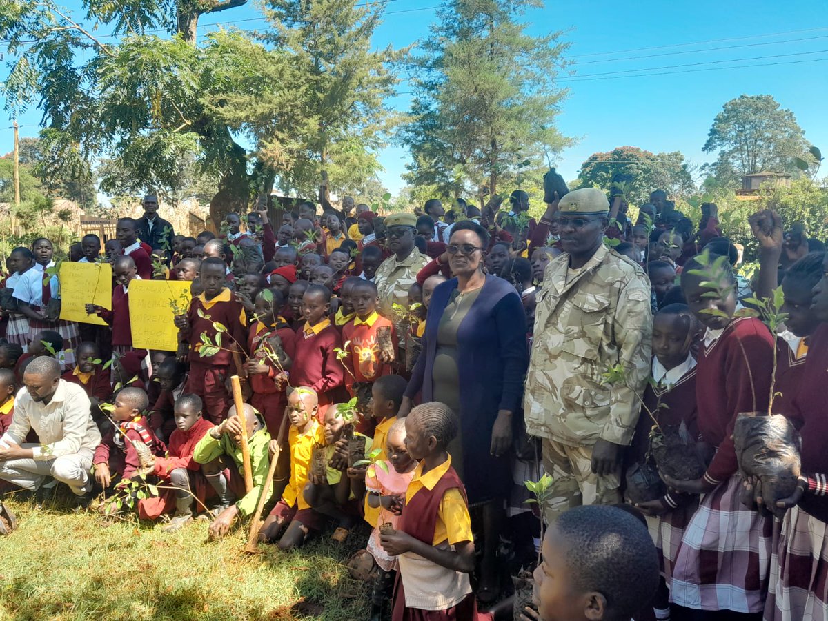 𝐂𝐞𝐥𝐞𝐛𝐫𝐚𝐭𝐢𝐧𝐠 𝐌𝐚𝐳𝐢𝐧𝐠𝐢𝐫𝐚 𝐃𝐚𝐲 𝐀𝐜𝐫𝐨𝐬𝐬 𝐎𝐮𝐫 𝐏𝐚𝐫𝐤𝐬 𝐚𝐧𝐝 𝐑𝐞𝐠𝐢𝐨𝐧𝐬! 🌱

Yesterday, to mark 𝐌𝐚𝐳𝐢𝐧𝐠𝐢𝐫𝐚 𝐃𝐚𝐲, teams across the Service joined hands with partners and communities to take action for nature.

In the 𝐒𝐨𝐮𝐭𝐡𝐞𝐫𝐧