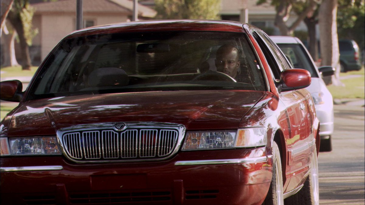 frames_dexter's tweet image. Dexter - Season 01 Episode 12 - Frame 920 of 975