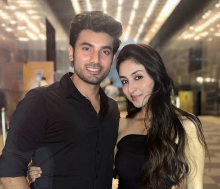 moumitataurus2's tweet photo. Hottest duo #Anank 🔥❤🔥
#AnchalSahu https://t.co/7kUThiylmT