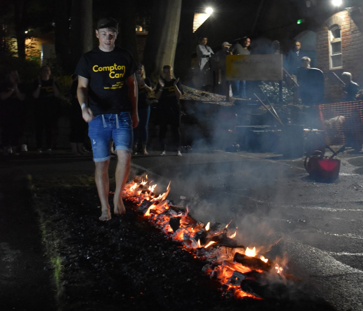 StephenMoreton3's tweet image. So last night this happened‼️

I walked over hot coals that were above 5️⃣0️⃣0️⃣ degrees centigrade 🔥🔥🔥🔥

Thank you for all of your kind donations (including an anonymous one) &amp;amp; due to that we helped raise over 13k for Compton Hospice ❤️

#charity #comptonhospice #firewalk #uk