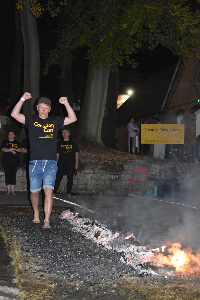 StephenMoreton3's tweet image. So last night this happened‼️

I walked over hot coals that were above 5️⃣0️⃣0️⃣ degrees centigrade 🔥🔥🔥🔥

Thank you for all of your kind donations (including an anonymous one) &amp;amp; due to that we helped raise over 13k for Compton Hospice ❤️

#charity #comptonhospice #firewalk #uk
