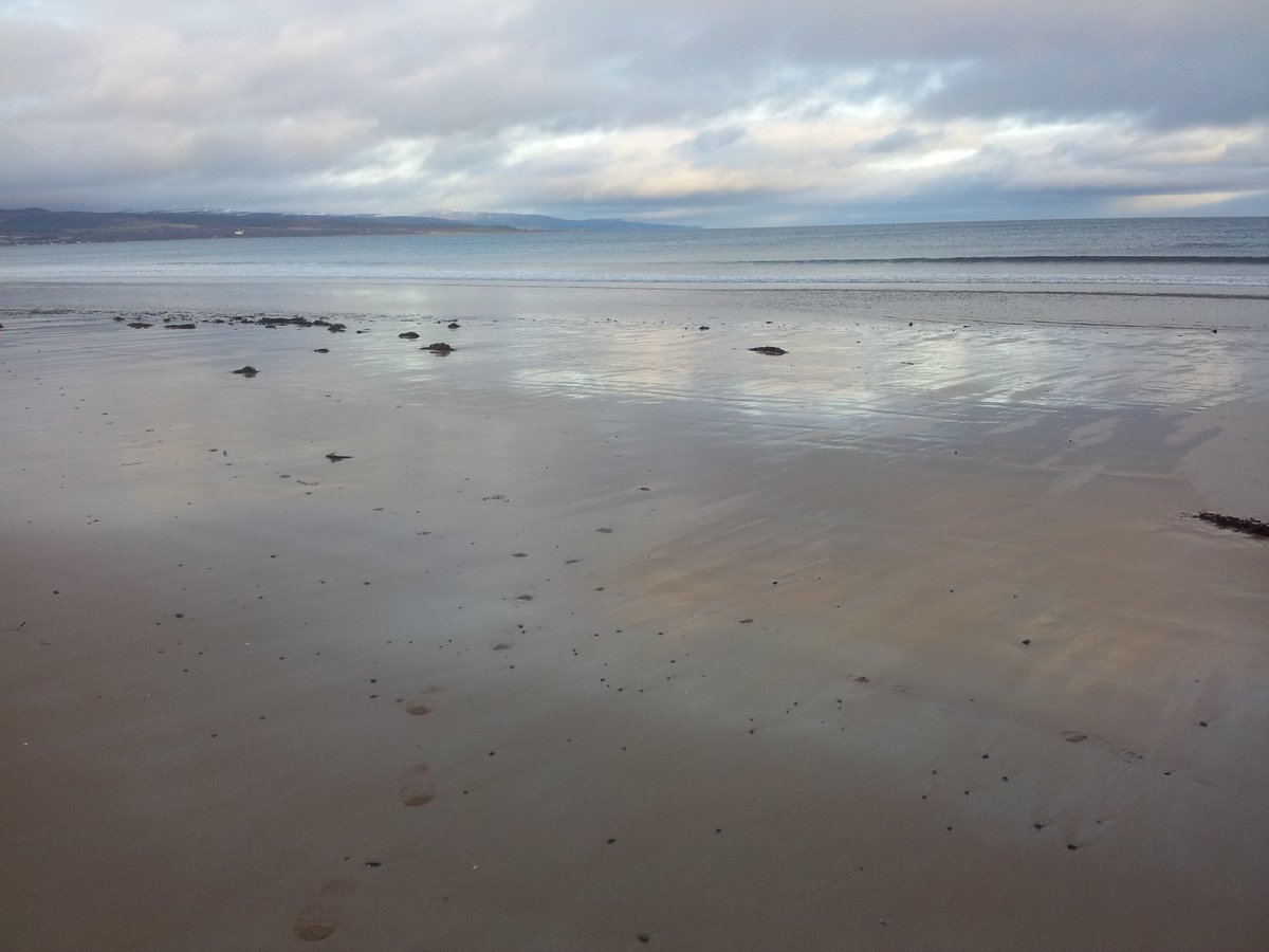 manonabeach's tweet image. What the #beach means at #Embo in #Sutherland #Scotland, with @embohouse - manonabeach.com/north-scotland…