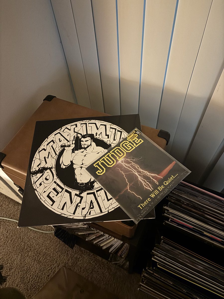 had a good day today got some coffee gotta haircut gotta couple records shit was nice