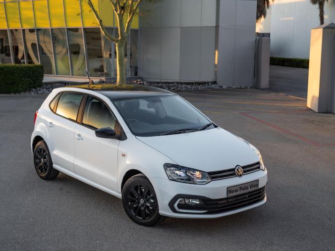AutoTraderSA's tweet image. A new #VWPoloVivo is pricey, so if you&apos;d rather spend wisely and buy used, we picked a few other reliable cars in the R250k to R300k price range as alternatives. What would you choose? bit.ly/WhatCanYouBuyU…