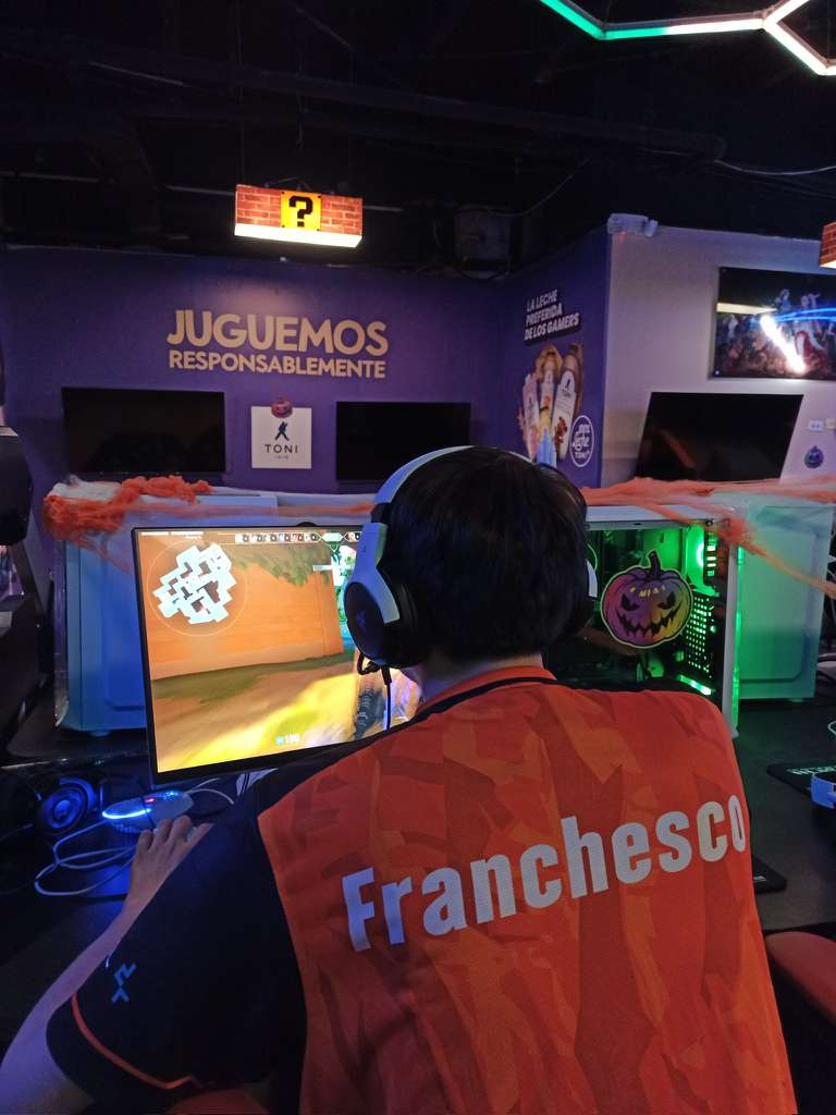 Franchesco tweet media