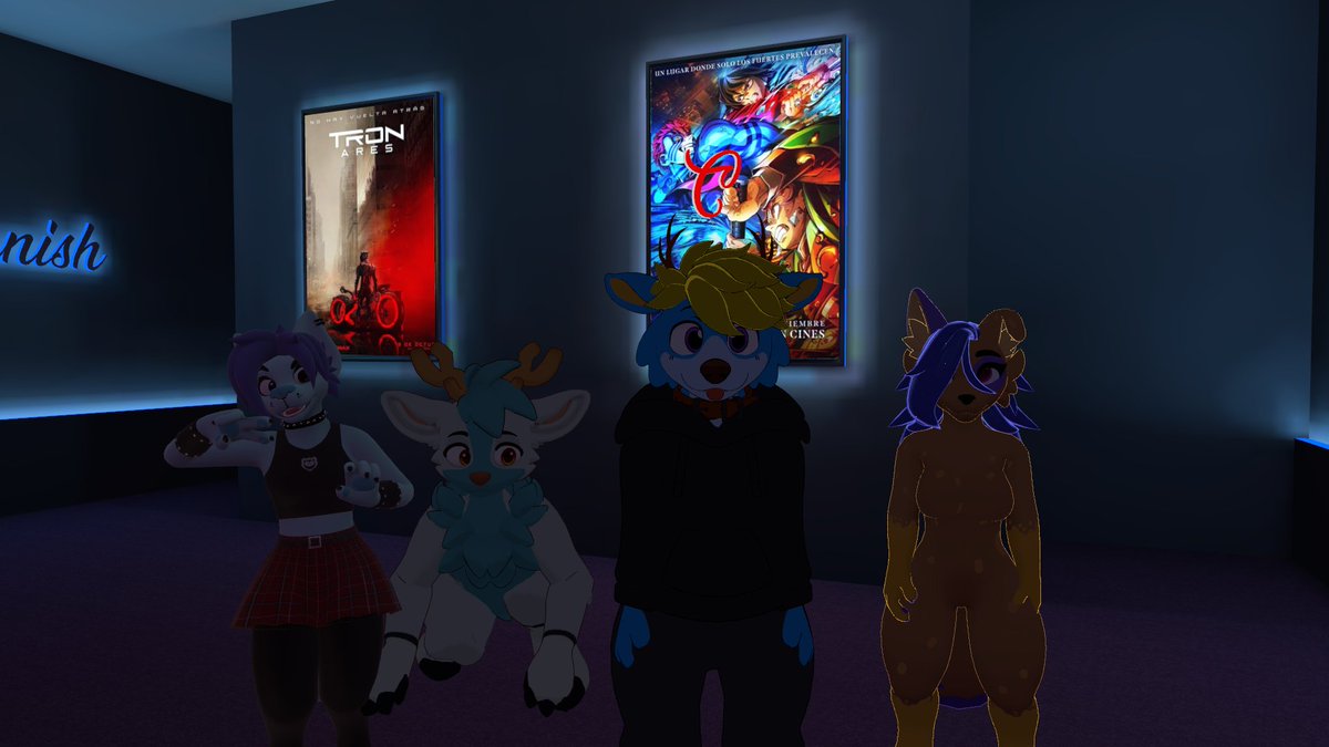 Nochesita de vrchat organizada por mua yiyi.
