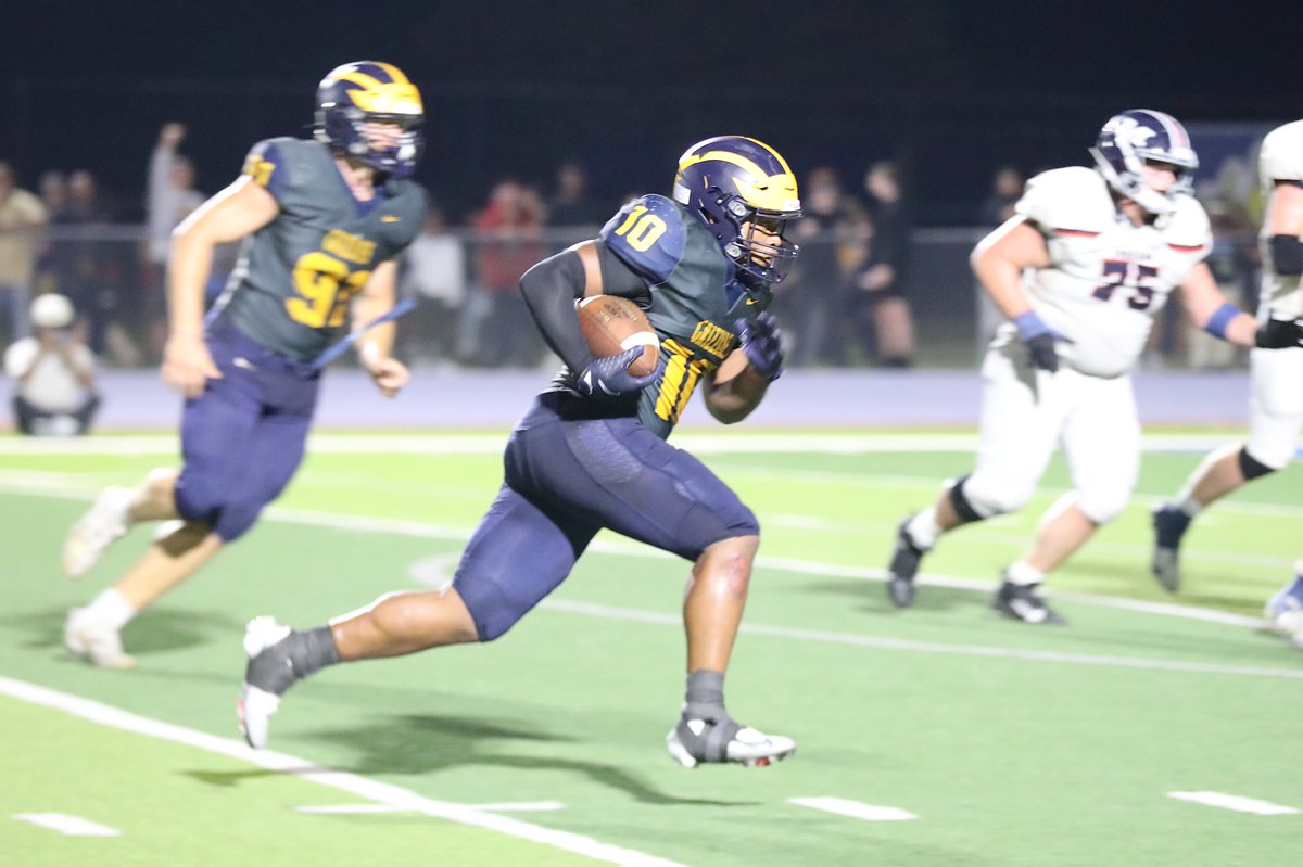 Quick hits from Wichita Northwest's 40-13 victory over Manhattan on Friday in Wichita. Augie Fast ran for three touchdowns, and Ja'Mari Bland and Cordale Johnson each returned interceptions for touchdowns as the Class 6A No. 2 Grizzlies improved to 5-1.

#KSHSAACovered