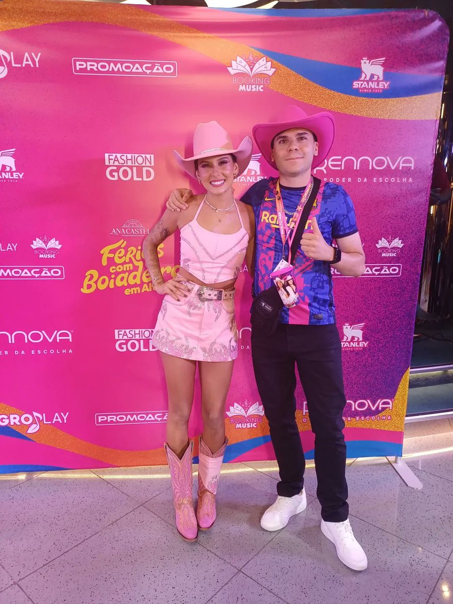 IsacTech7's tweet image. Um dos maiores feitos da minha vida: estar lado a lado com a #anacastela em seu cruzeiro 🚢✨
A foto mais #Exodia do meu perfil, ao lado de quem sou fã demais 💖🐎

Gratidão @Promoacaoofc  e @navioAnaCastela  por esse momento único! 🤠