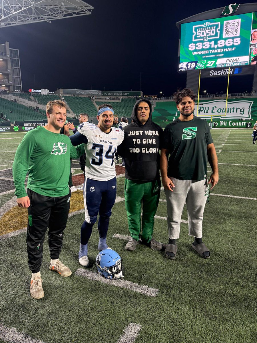 Regina Thunder tweet media