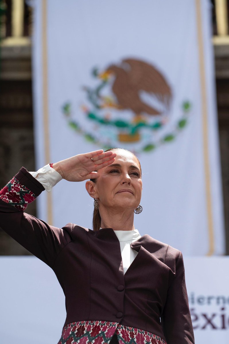 JHRomero_'s tweet image. 🇲🇽  Claudia Sheinbaum Pardo 35 millones de votos.

🇻🇪 María Corina Machado 0 votos.

¿Envidia a la golpista Venezonala?

JAJAJAJAJAJA no seán ridículos.

Hay niveles.
