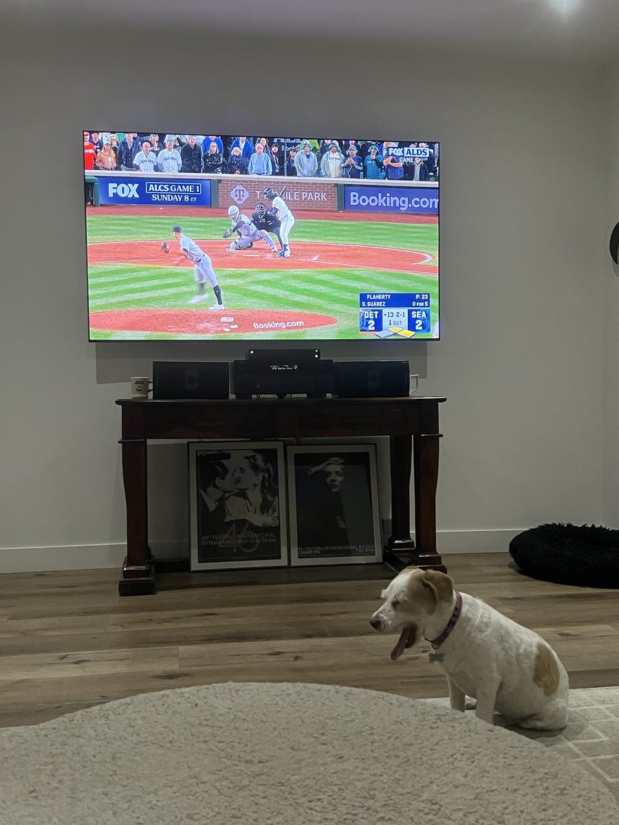Why did I start watching this game? I’m not a fan of either team, but now I have to see this through.