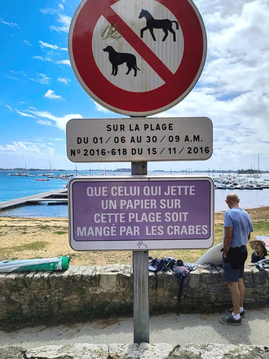 Signalisation Bretonne 😅😂 #Bretagne