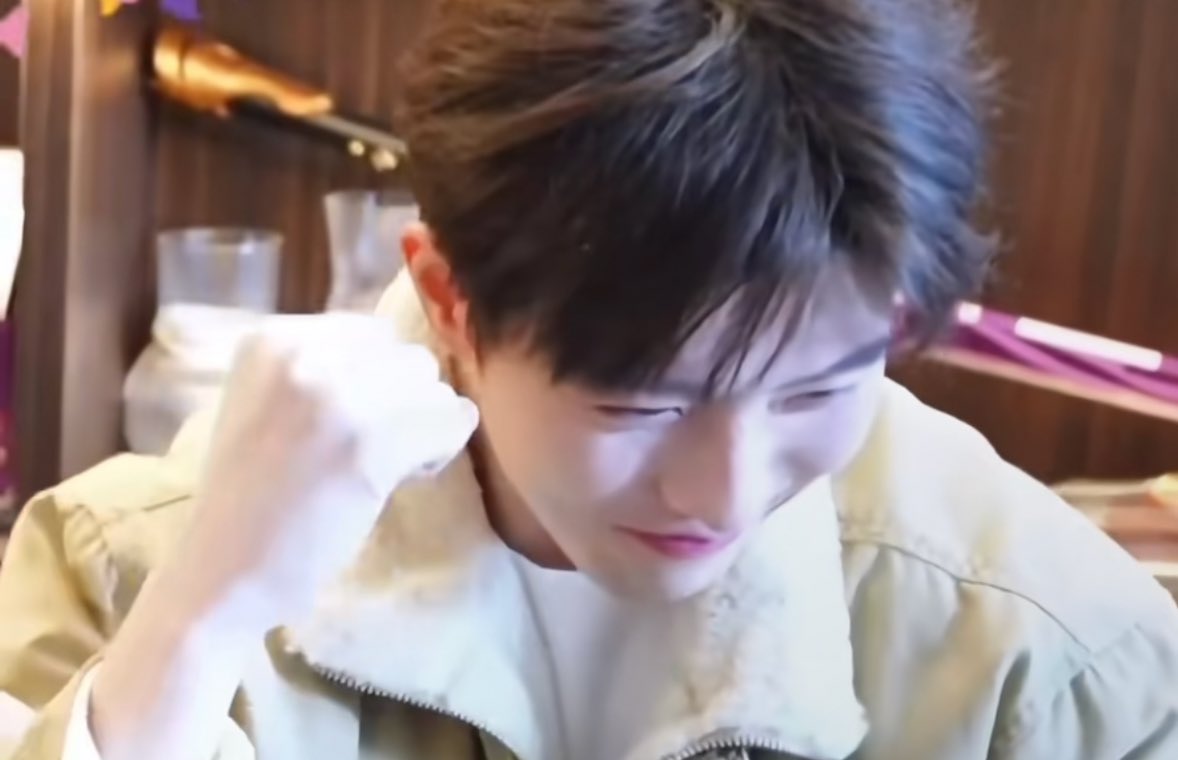 heyericris's tweet photo. meow meow ≽^• ˕ • ྀི≼ 

#QiuDingjie #ชิวติ่งเจี๋ย https://t.co/U9GJPoYFzp
