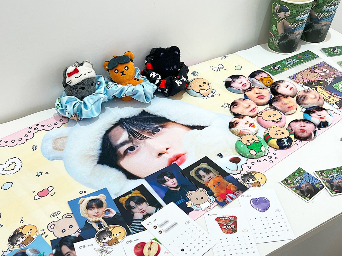 wyiskitten's tweet photo. ⊹⁺⸜  #𝗟𝘂𝗰𝗸𝘆𝗝𝗝𝗢𝗡𝗚𝗦𝘆𝗻𝗱𝗿𝗼𝗺𝗲 ⸝⁺⊹

최짱호 생일 축하합니다요리요리요리 🍀💚
클로버가 가득해서 솔직ㅎㅣ 방문만해도 로또 당첨될것같아욬 .. ㅋ ㅋ 저요 !!!!!
아기곰도리 종호의 생일을 너무너무 축하함니다 🧸💚🍀☘️

#종호생일은더행복하자 https://t.co/SN1Cdgk4DA