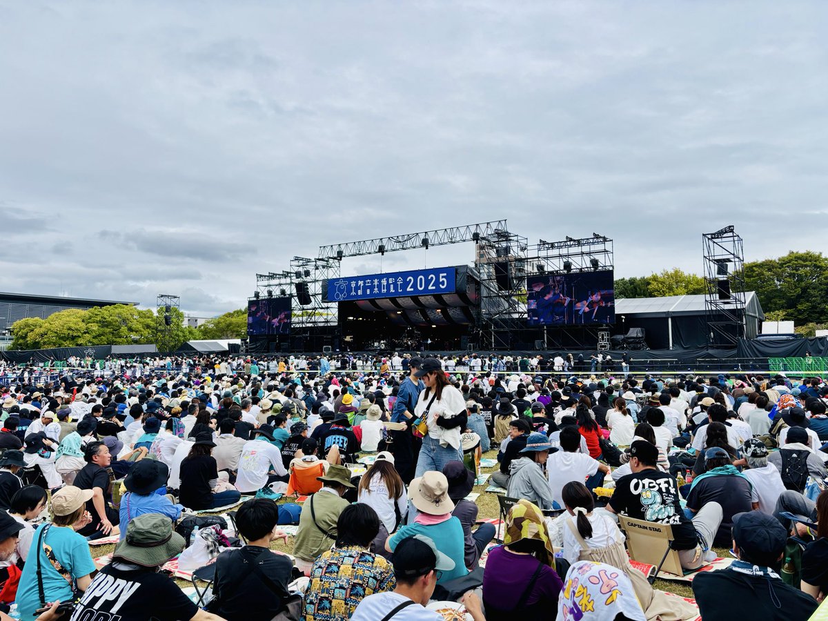 StyleKYOTO0319's tweet photo. 【京都音博Day1】
🎻岸田繁弦楽四重奏🎻
#京都音博2025
#StyleKYOTO https://t.co/yCp3RhhcyJ