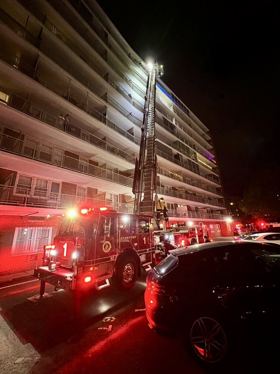 Stamford Fire tweet media