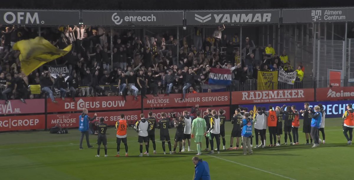 Samenvatting Almere City - Vitesse #almvit 

ultrasarnhem.nl/tijdlijn/strea…