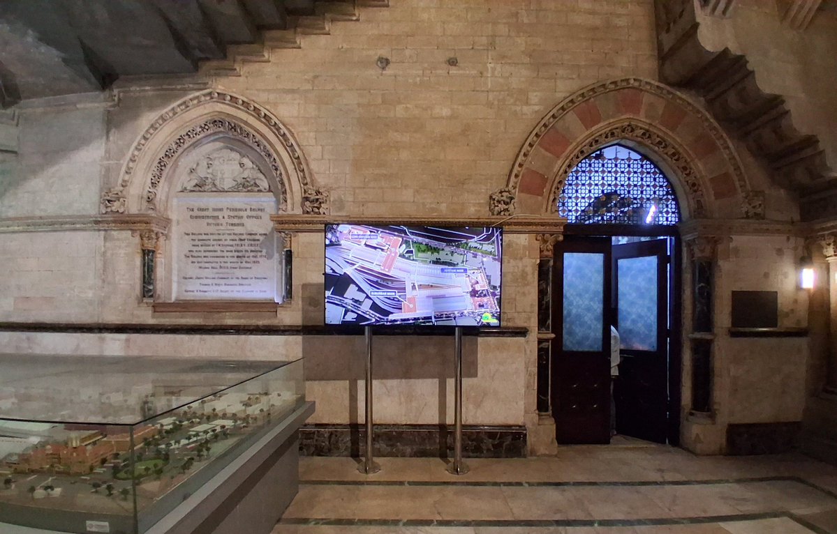 rajtoday's tweet image. How Central Railway is killing India&apos;s legacy at the UNESCO. Every General Manager and railway bureaucrat of @Central_Railway has been either putting up plaques in their names on walls or making painful alterations to the World Heritage building of Chhatrapati Shivaji Maharaj…