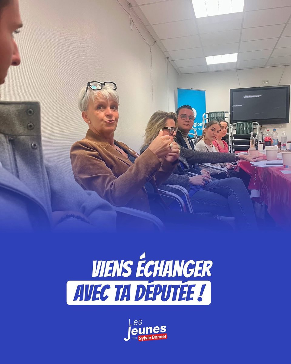 jeuneslr42's tweet photo. Retour en images 📸 sur l’événement organisé par notre Référent @FerrotiEvan avec notre Députée de la #Circo4204 @SylvieBonnet_42 autour de jeunes engagés 💪 et intéressés 🔎. 

Merci 👍 à lui et à notre parlementaire pour les échange et la convivialité ! 

#JeunesLR42 💚✌️🇫🇷 https://t.co/XzoyrSNyhv