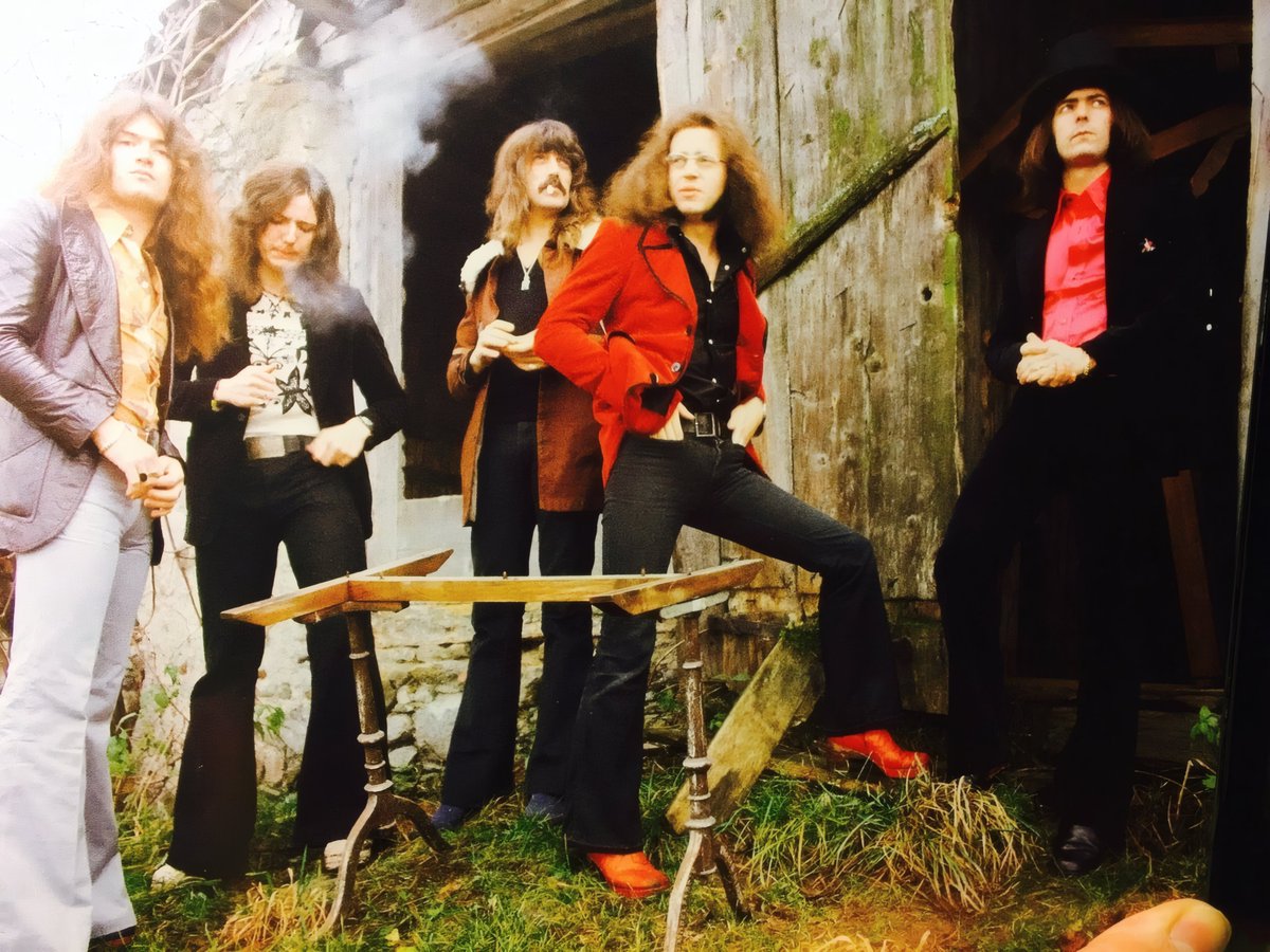 whitesnakeblog's tweet image. Glenn Hughes, David Coverdale, Jon Lord, Ian Paice and Ritchie Blackmore 😎🤘#DEEPPURPLE