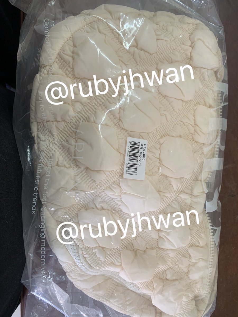 rubyjhwan's tweet image. 🌺 Carlynbag กระเป๋า
พร้อมส่ง มือ 1

Cozy m ivory
~ 2,000 ฿
รับมัดจำ รับผ่อน

สนใจ สอบถาม ดูรูปเพิ่มเติม pls dm 🤍

#carlyn #carlynbag #carlynthailand #carlynพร้อมส่ง #พรีเกาหลี #รับหิ้วเกาหลี #พรีออเดอร์เกาหลี