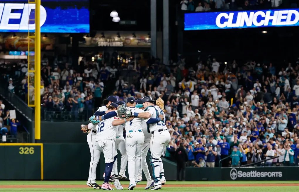 SleeperMLB's tweet image. THE SEATTLE MARINERS ARE HEADED TO THE ALCS! 🔱