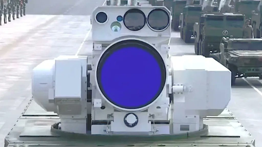 PLA_MilitaryUpd's tweet image. The LY-1 Laser system unveiled in 9.3 parade is now being tested on a type 071 Amphibious landing dock, which has been going on since last year
#OSINT #LY1 #Laser
