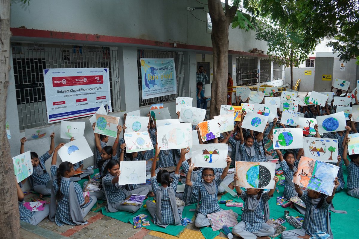 iplab_bhavnagar's tweet photo. Observed annually on 11 October, International Day of the Girl is a key global moment on which to celebrate girls everywhere, amplifying their voices, actions and leadership. It is a day that belongs to everyone who cares about girls and their rights.#krcsc,#Infogujcost https://t.co/40G8MWd9zz