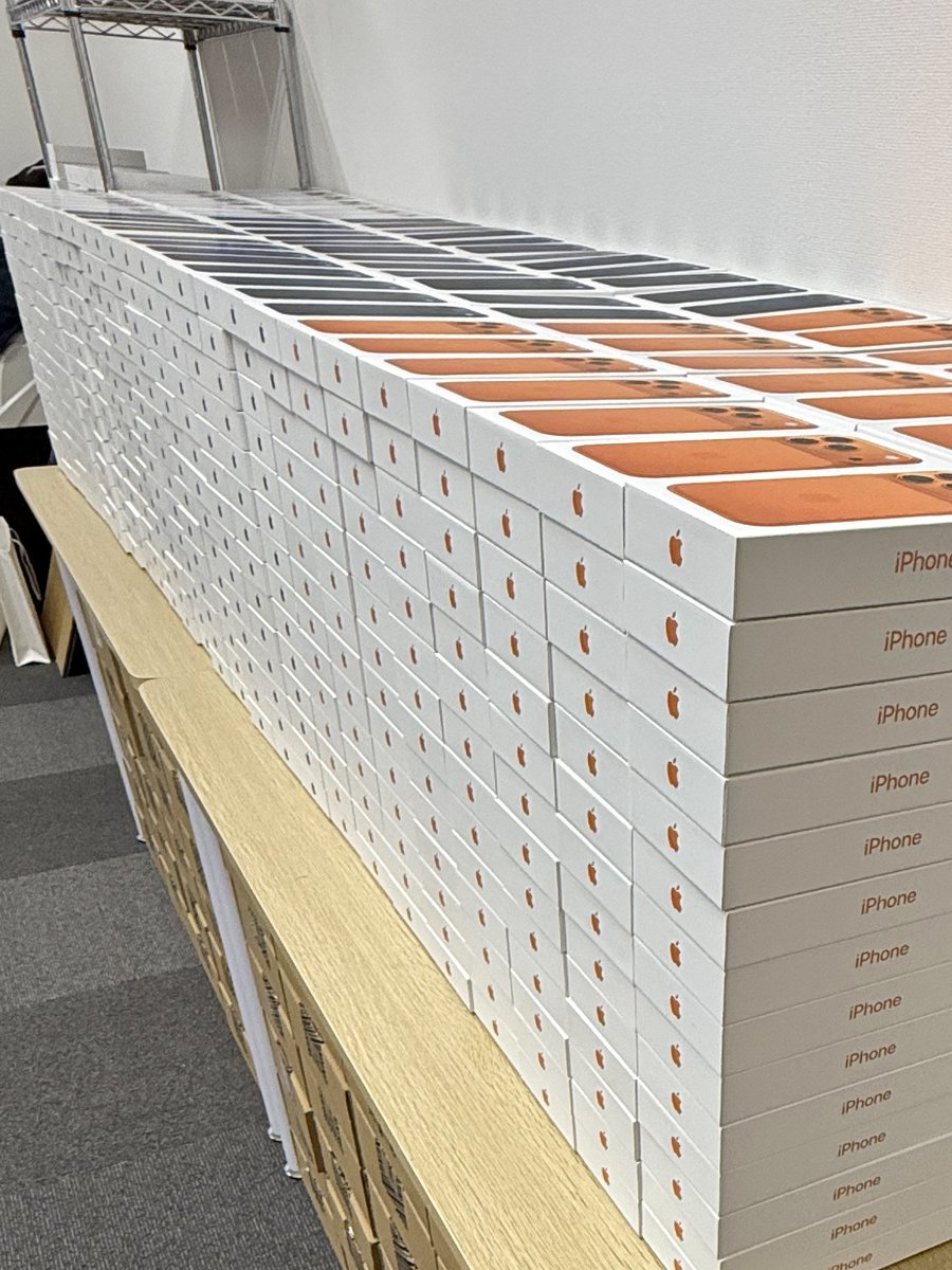 MobileZone_JP's tweet photo. 今日はマジで入荷多すぎて
詳細はあとでアップします!
連絡はLINEでお願いします
#iPhone買取 #業者買取 #スマホ買取 #高価買取 #MobileZone https://t.co/YPrA6ypePn