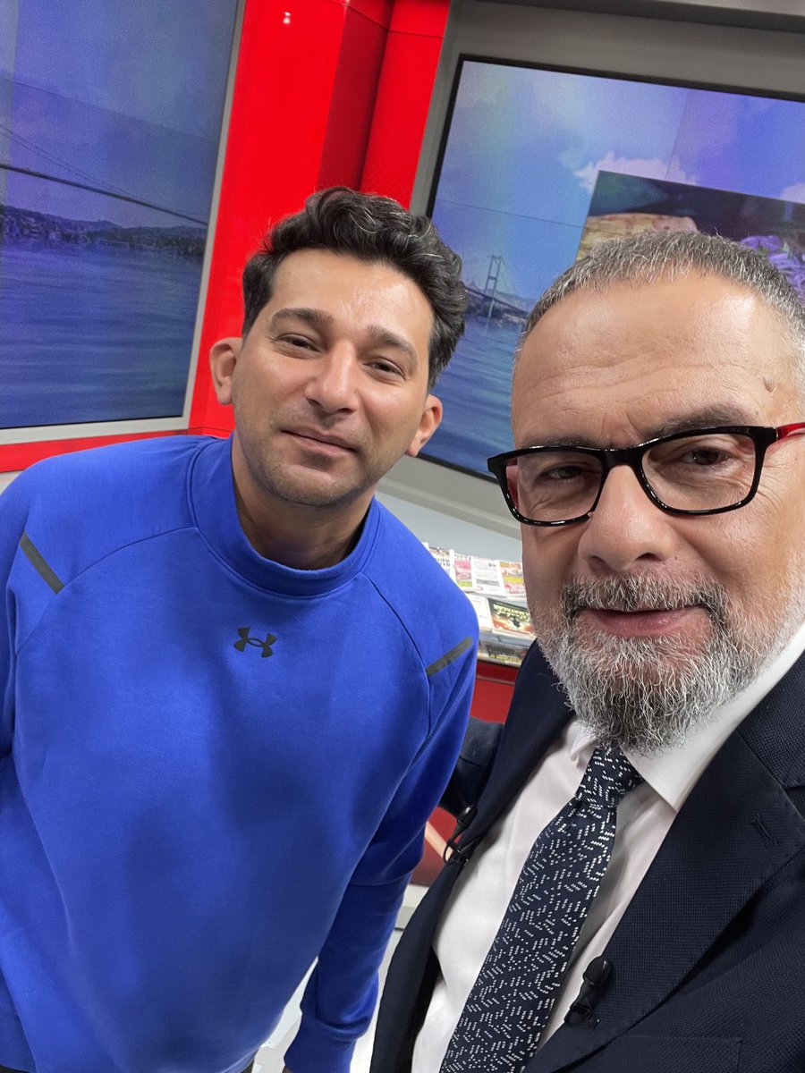 11 Ekim cumartesi sabahında ses operatörümüz Emre ile sizi selamlıyoruz.
8:30’dan itibaren canlı yayında gündemi ve hayatı paylaşmak için sizi de aramıza bekliyoruz..
Günaydın.. 🌞👋
⁦<a href="/atvdeHaftasonu/">atv'de Hafta Sonu</a>⁩