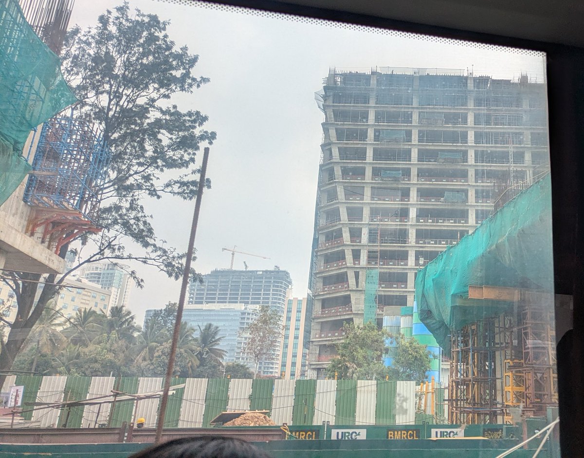 IndexKarnataka's tweet photo. Ebisu Tech Park Nagawara , Next to Manyata Tech Park
BuA increased from 1.5msft to 2.06msft after new FAR rules(increased from 3.25 to 5.20)
Block A: 4B+ GF + 21 UF + TF
Block B: 4B+ GF + 10 UF + TF
#Bengaluru #ITCapital https://t.co/vrovjhgh0q