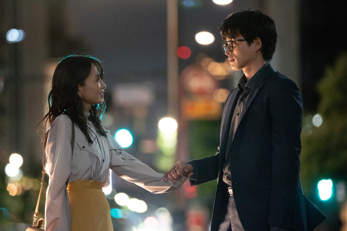 今日よる𝟏𝟎時𝟏𝟓分スタート
#すべての恋が終わるとしても
＿＿＿＿＿＿＿＿＿＿＿＿＿＿

❥ ❥ 第𝟏話あらすじ🧸🍂

誰かの恋の終わりは、誰かの恋のはじまり
すべての恋はどこかで繋がっているーー

男女8人の運命の針が動き出す…💫

ぜひ放送をお楽しみに.ᐟ.ᐟ

TVerでもリアルタイム配信📡