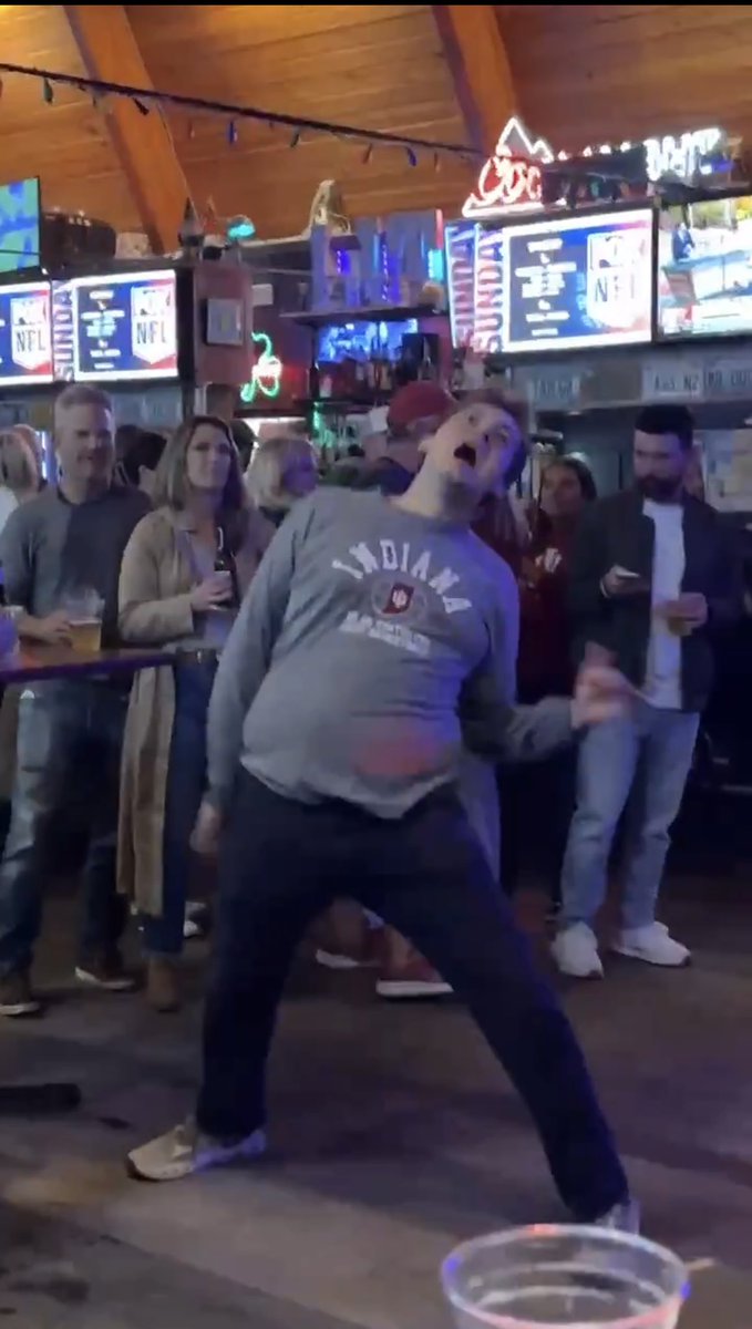 Smcdiddles's tweet image. This guy is going to have a rough day tomorrow.