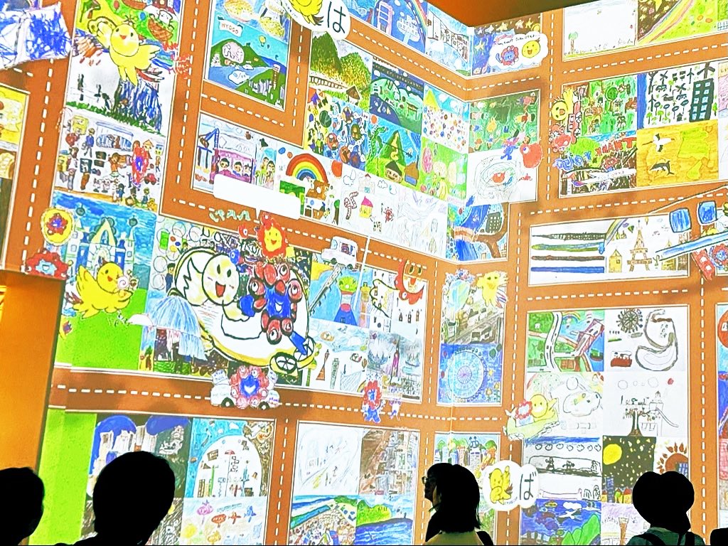 GPtw_reality's tweet photo. 万博納め延長戦、兵庫県立美術館にやって来ました
サテライト会場のイベントが関西パビリオン並みに楽しかった😆
半年間の万博、満喫しました！

#丹波焼 #但馬牛 #播州織 #その他いっぱい https://t.co/OOO8FupFZH