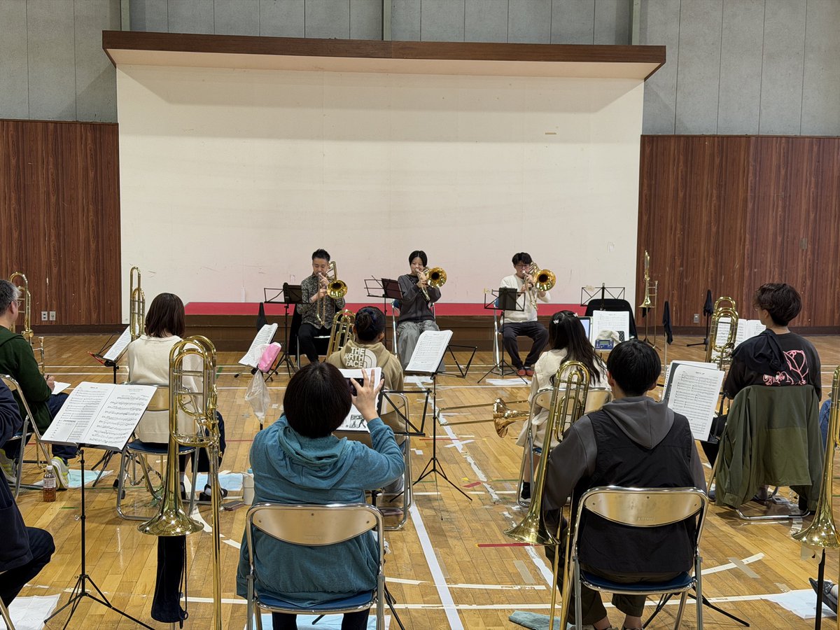 trombone_camp's tweet photo. キャンプ、オケスタ講座からスタート！ https://t.co/DMpNiWPFZg