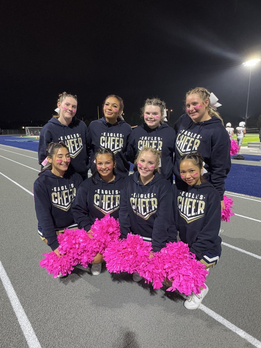boulder_hs's tweet photo. Cheering our Eagles!  #bchs41 #bchscheer https://t.co/OcrriP9qta