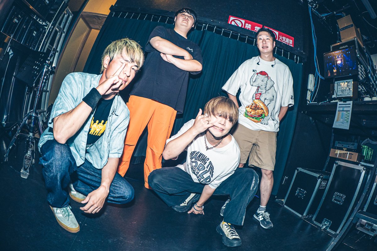 2025年10月11日
広島市10会場サーキットイベント
SUPER ROCK CITY HIROSHIMA 2025DX

📍LIVE VANQUISH

[-SET LIST-]

1.Stay With Me
2.オーバーダイブ
3.共に
┈┈┈┈┈┈
4.革命トレイル
5.鳴り止まない
┈┈┈┈┈┈
6.このまま

/
トッパーから出会ってくれて
ありがとうございました🔥
\