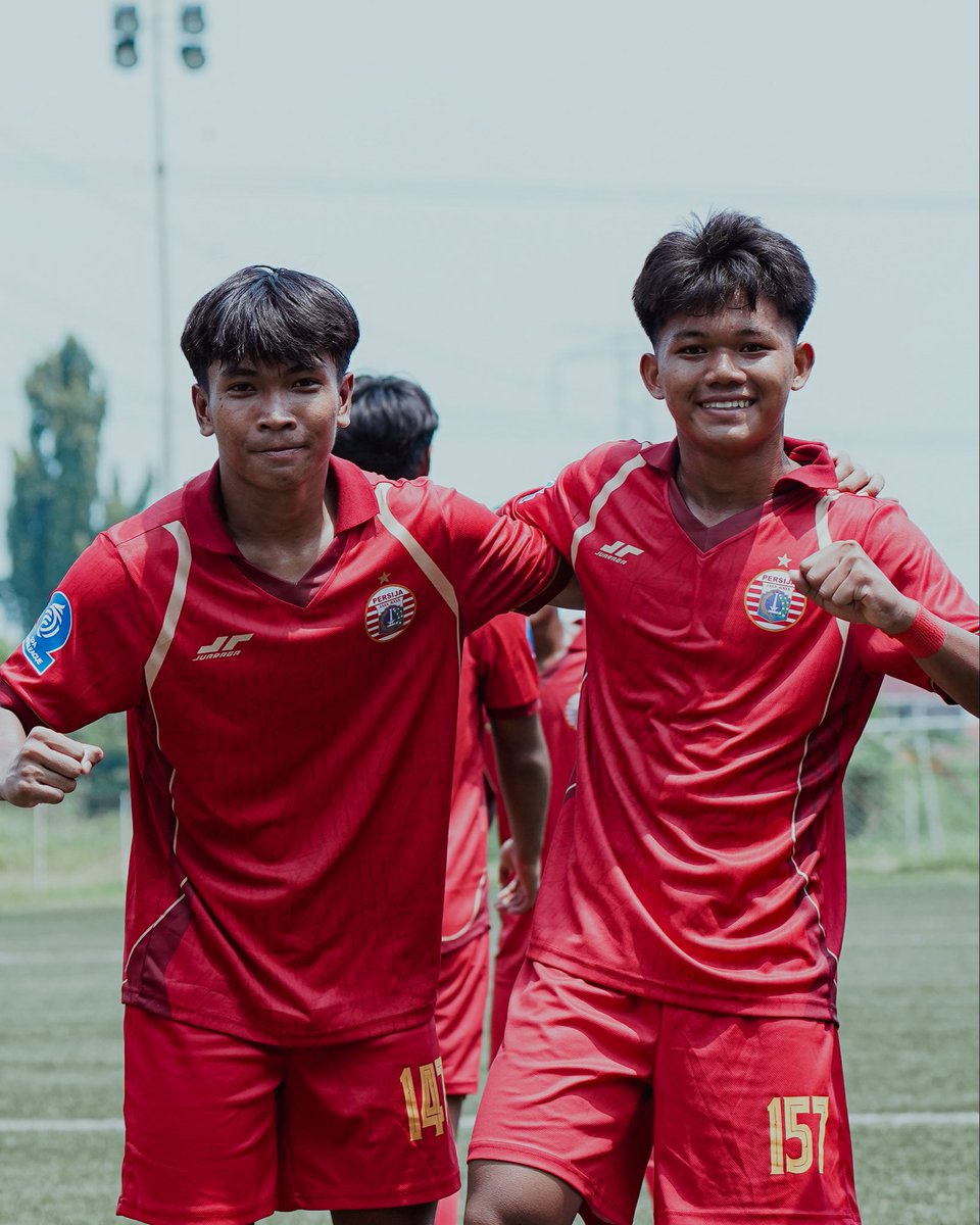Kemenangan diraih Persija U-18 pada laga perdana EPA Super League 2025/2026. Dua gol dari Nabil Khoiron berhasil amankan 3 poin Macan Muda dari hadangan Bhayangkara FC U-18.

Berjuang lagi besok, Macan Muda! 🐯

#PersijaDay #EPASuperLeague #Persija