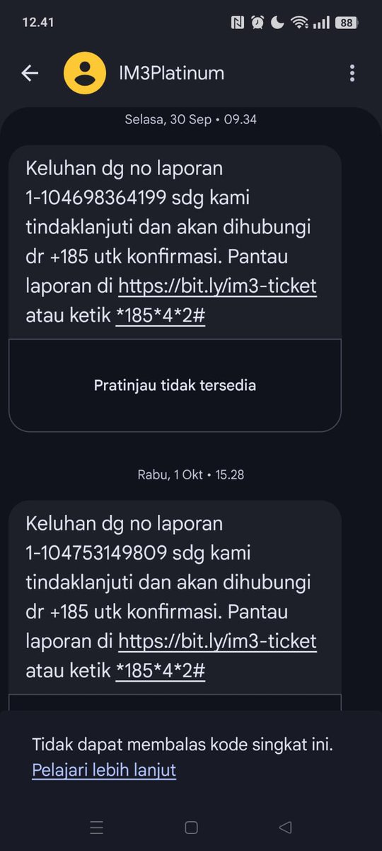 jarviswashere's tweet photo. @indosatim3 anehnya, sebelum nomornya mati, 
ada yang buat palaporan. 😂 

Mungkin ybs pengen banget pake nomor aing, terus mungkin dikabulin sama si @indosatim3 

Dan di sms itu bilang "... akan dihubungi dr +185 utk konfirmasi"

Gada tuh nelfon. 
dari 30 sept ke 01 okt gada tuh nelfon. https://t.co/7LIcFm4RT2