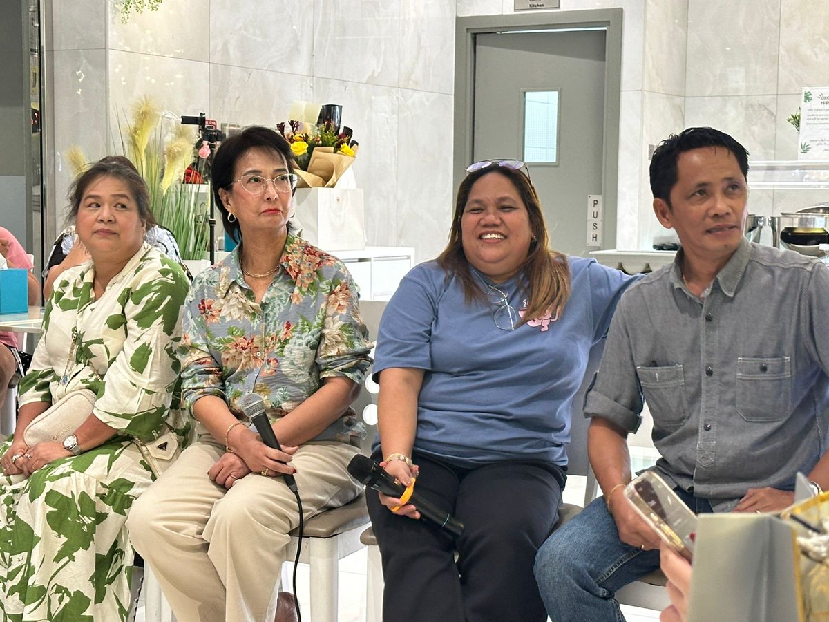 BBQUAE welcomes SB19 parents in UAE.

Wanted mga yern! 😄 

Salamat sa mga Buhay nyo at may guguapong talented na mga Mahalima kami ngayon. 😍

#SB19 #SB19SaW 
#SimulaAtWakas 
#SimulaAtWakasDubai #SaWWorldTourDubai
<a href="/SB19Official/">SB19 Official</a>
<a href="/JoshCullen_s/">JOSH CULLEN</a>