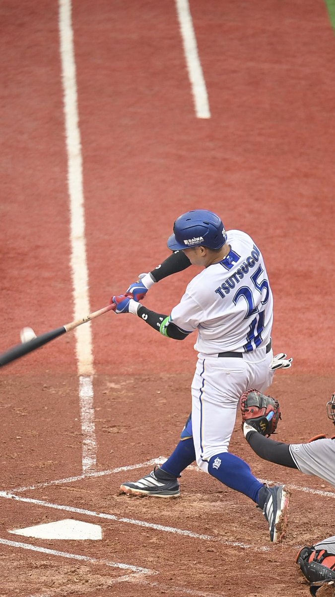 pirahu_rancham's tweet image. 先制ホームラン！！！

2025/10/11
#baystars #筒香嘉智 #牧秀悟