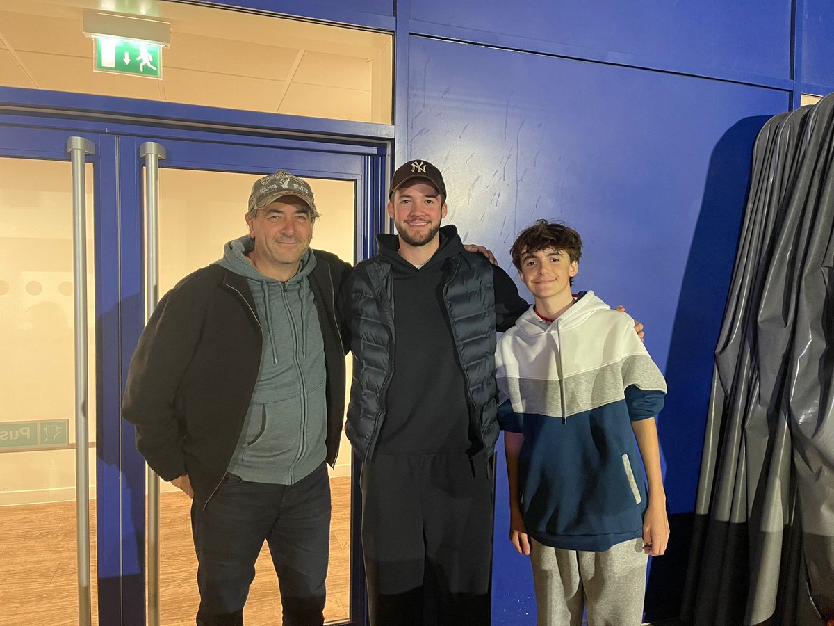 Carli Lansley Foundation tweet media